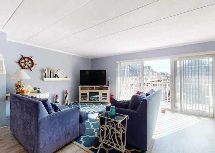 Ocean Block With Balcony Side Ocean View Ac Wifi & Shared Pool Holiday home