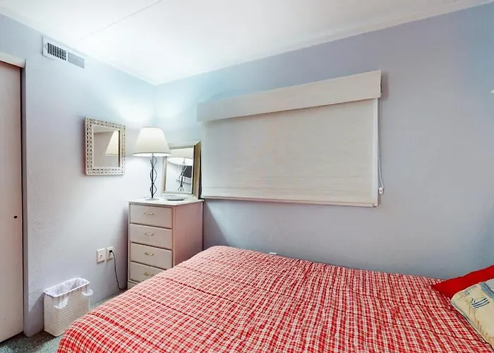 Holiday home Ocean Block With Balcony Side Ocean View Ac Wifi & Shared Pool